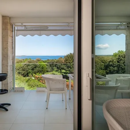 Dream Lounge With Sea View Apartment